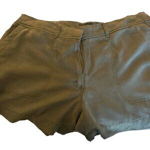 WHBM 5" dress shorts, Khaki Green, Size 12, side braid detail